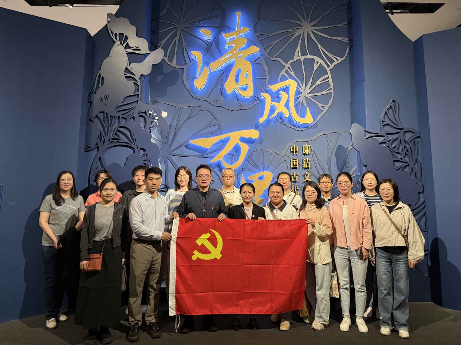 图1.jpg